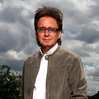 Ex-Jam Bassist Employs Paul Weller… On Recorder!