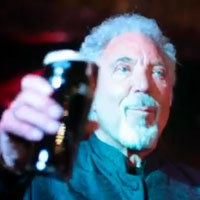 Tom Jones & VV Brown Celebrate Arthur's Day